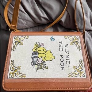 Loungefly Winnie the Pooh Crossbody bag